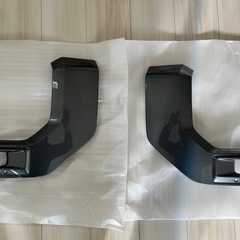 新品 デリカミニ 純正 ダイナミックシールド リアテールガーニッシュ新車取り外しセットの画像