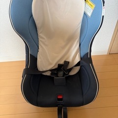 (受け渡し者確定)チャイルドシート