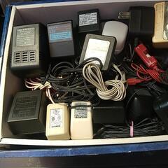 ACアダプター ５０個くらい