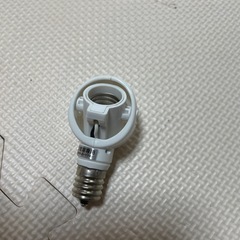 LED 専用ソケット可変式E16の画像