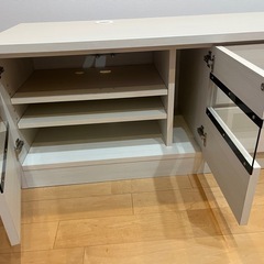   【金額、取引希望場所変更】
テレビ台　美品　 ホワイト　白木　の画像