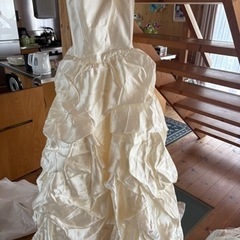 ウェディングドレスの画像