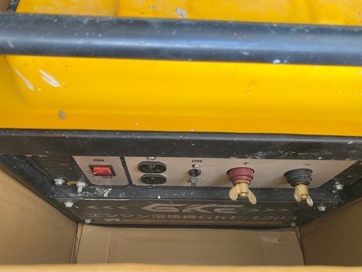 GKE-120発電機兼用溶接機 電源がなくても便利に使える最大出力1.0kVA
