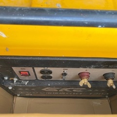 GKE-120発電機兼用溶接機 電源がなくても便利に使える最大出力 GKE-120発電機兼用溶接機 電源がなくても便利に使える最大出力