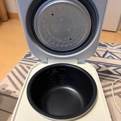 3合炊き炊飯器の画像
