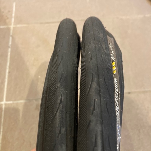 ブリヂストンBSモールトン 用タイヤ