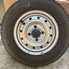 12インチ　スタッドレスタイヤホイール付き4本の画像