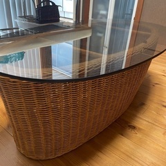 ラタン　ガラステーブル　値下げ交渉可能ですの画像