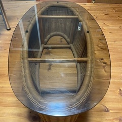 ラタン　ガラステーブル　値下げ交渉可能ですの画像