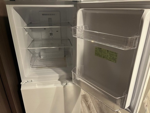 SHARP冷蔵庫　2021年製　美品