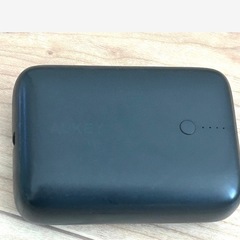AUKEYモバイルバッテリーの画像