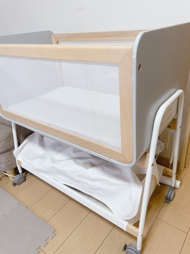 リリワゴン　ベビーベッド