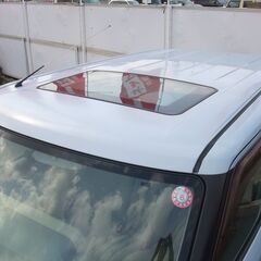 ⭕希少サンルーフ付き！修復歴無し！キューブ⭕ローンブラックでもOK！！審査受付中！自社ローンでは無いオートローン！関西のお店ですが全国どこでも遠方納車できます！の画像