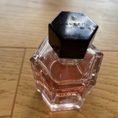 GUCCI FLORA香水　の画像
