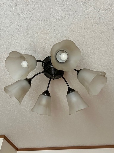 シャンデリア　アンティーク