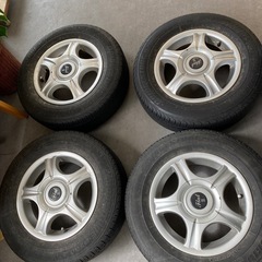 ブリヂストンタイヤ175/70R13 82S