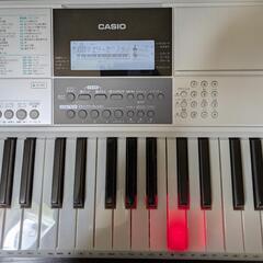 ☆CASIO カシオ LK-516 光ナビゲーション キーボード 61鍵盤の画像