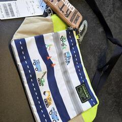 子供用　カバンの画像