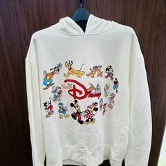 ディズニーシー　Team  Disney　パーカー　白