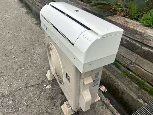 商談中です?シャープ エアコン✨6畳程度 2017年製 ?AY-G22S✨エアコンクリーニング渡し