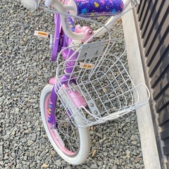 16インチ子供用自転車　補助輪、アシストバー付き
の画像