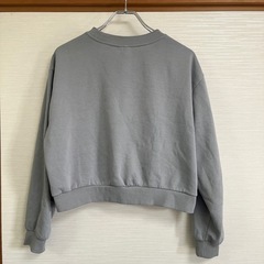 H&M トレーナー　グレー系の画像