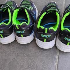 キッズ SKECHERS スニーカー  2足の画像