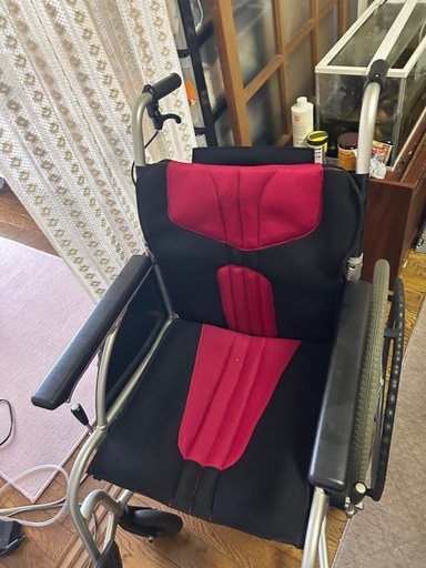 自走式　車いす