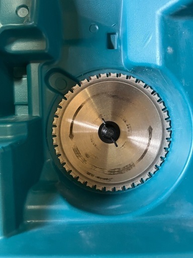 マキタ　充電式丸のコ18V
