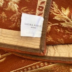 受け渡し決定済み　ローラアシュレイ　ベルギー製　ラグ　さしあげますの画像