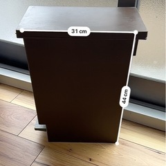 ペダル ゴミ箱 20L ニトリ ブラウンの画像