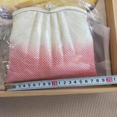 和服用の草履とバックセットの画像