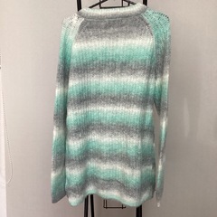 MEZELF ニットの画像