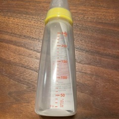未使用未開封Pigeon 哺乳瓶 240ml 4ヶ月からの画像