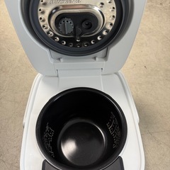 2024年　TOSHIBA 炊飯器　IH圧力　3合の画像
