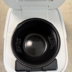 2024年　TOSHIBA 炊飯器　IH圧力　3合の画像