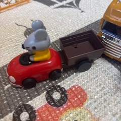 車おもちゃの画像