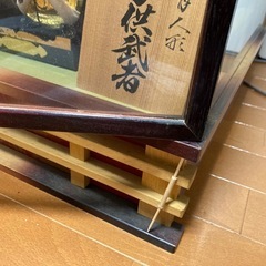 【差し上げます】五月人形　子供武者　ケース入りの画像