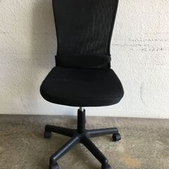 ワークチェア　肘掛け無し