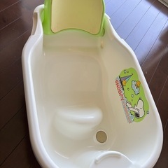 ベビーバス スヌーピー
