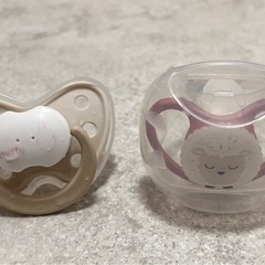 【4/29まで🌟値下げしました】授乳セットまとめ売り ピュアレーン&授乳ケープ付きの画像