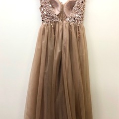 【※大幅値下げ※】ロング　チュールドレス　ピンクベージュ　カップ付の画像