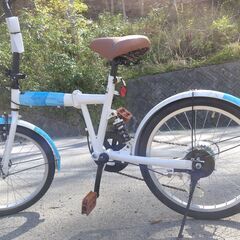 シマノ六段変速　サス有り　未使用　錆あり　移動、保管キズなどあります