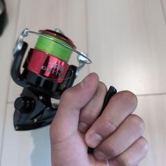 GW限定！タカミヤ　リール 2500 赤の画像
