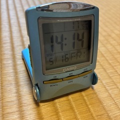 目覚まし時計　旅行に