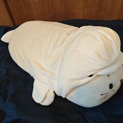 しろたん　ぬいぐるみ　八景島シーパラダイス限定　白イルカに変身したいしろたん　抱きぐるみの画像
