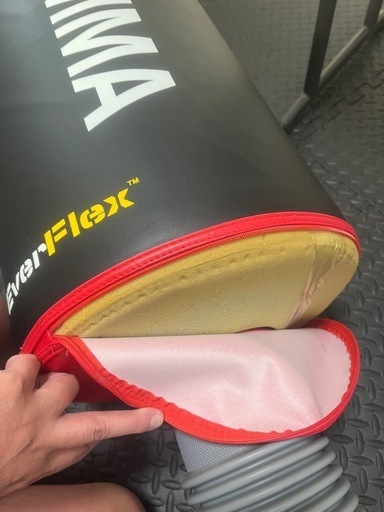 スポーツ フィットネス、トレーニング　サンドバッグ　ボクシンググローブ
