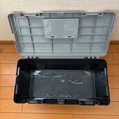IRIS製工具箱の画像