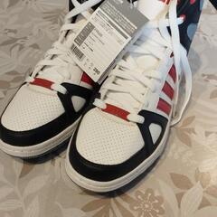 Adidas　スニーカーの画像