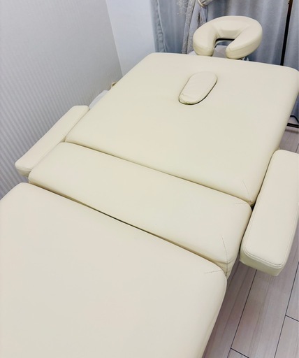 Premium 売れ筋 折りたたみリクライニングマッサージベッドCOMODO